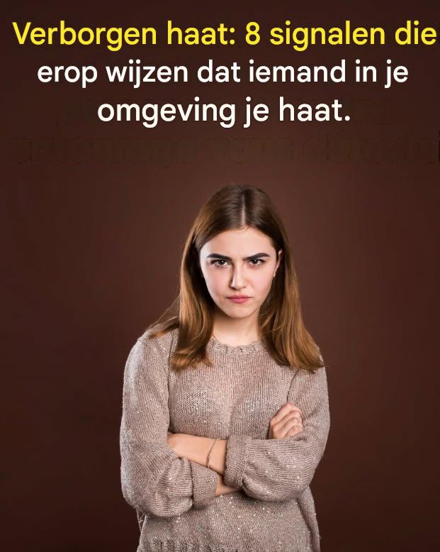 8 signalen dat iemand je stiekem kwaad wil doen