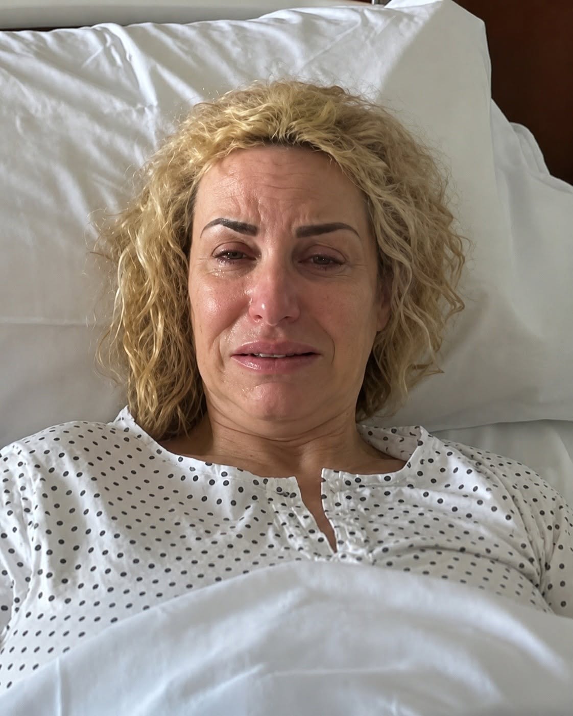 Antonella Clerici, Kanker: “Wees voorzichtig, alles begint met een b…Meer…”