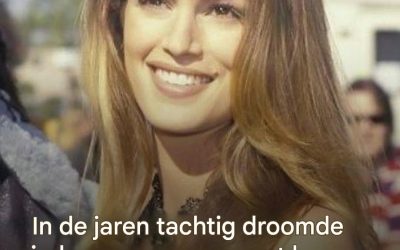 Op 59-jarige leeftijd bewijst Cindy Crawford dat charisma niet vervaagt: een terugblik op de evolutie van een vrouw die volwassenheid opnieuw definieert.