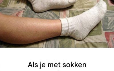 Waarom zouden ouderen thuis sokken moeten dragen?