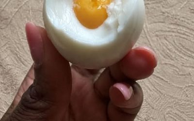 Voedingsdeskundigen waarschuwen dat het eten van eieren elke ochtend kan leiden tot…