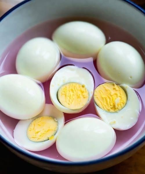 Artsen onthullen dat het eten van hardgekookte eieren in de ochtend de volgende gevolgen kan hebben…