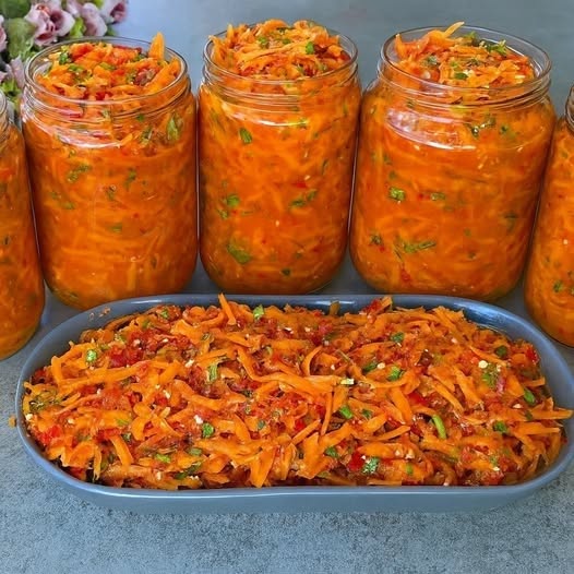 Koken is niet nodig. Iedereen die het proeft, vraagt ​​om het recept. Zelfs als je 100 potjes maakt, is het nog niet genoeg. Ongelooflijk lekker!