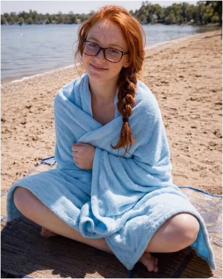 Mijn 15-jarige dochter is nooit meer teruggekomen van een schoolreisje naar het meer. Een jaar later gaf een klasgenootje me haar vermiste telefoon en zei: ‘Kijk naar de laatste foto’.