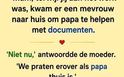 Grap van het moment: Een klein meisje praat met haar moeder